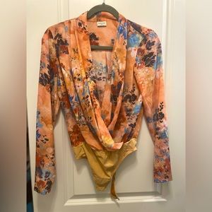 Beautiful floral body suit from Babaton in XS